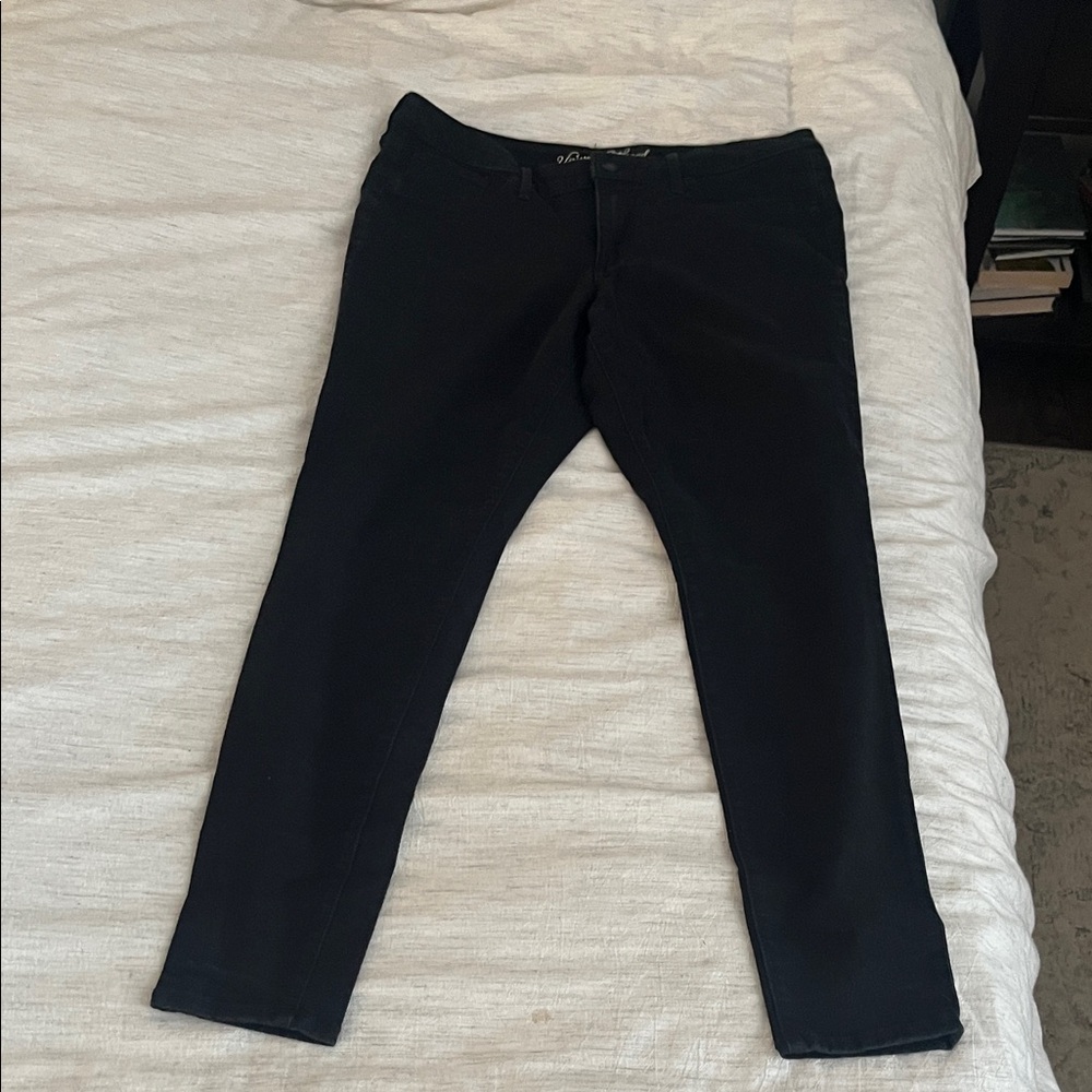 Universal Thread Black Mid-Rise Jegging size 14